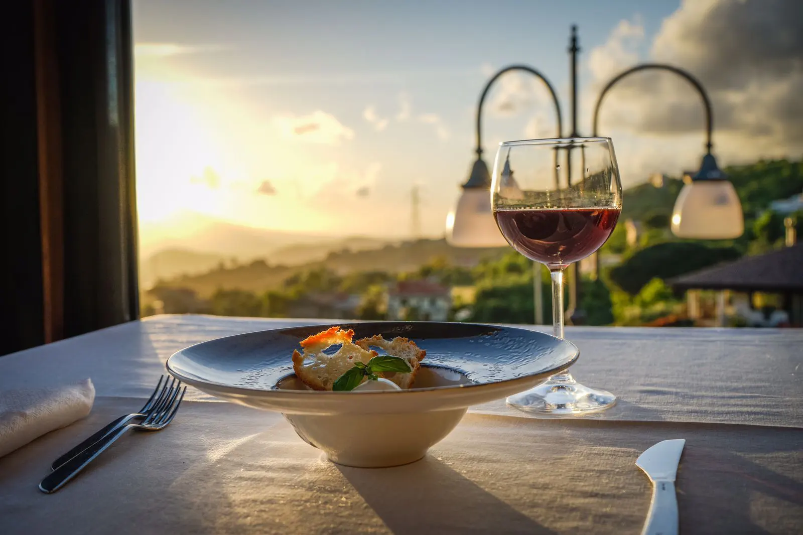 panorama ristorante al rifugio Cava dei Tirreni